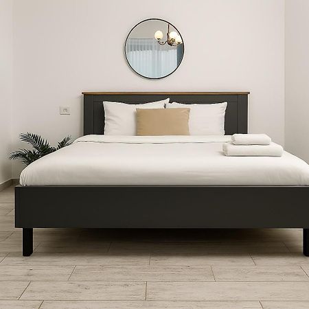 Point 0 Apartment 布加勒斯特 外观 照片