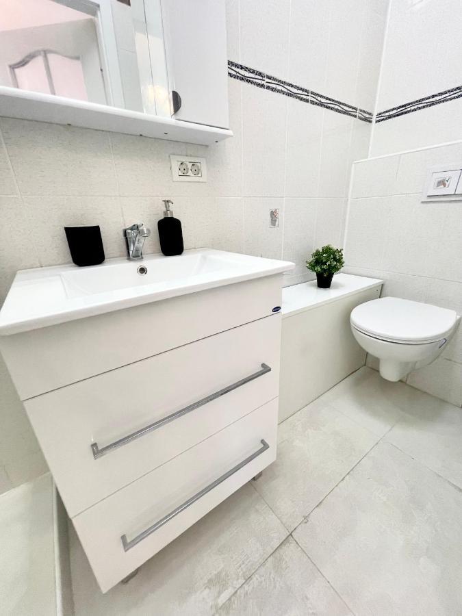 Point 0 Apartment 布加勒斯特 外观 照片