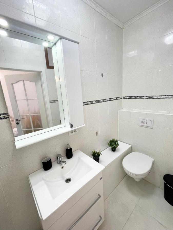 Point 0 Apartment 布加勒斯特 外观 照片