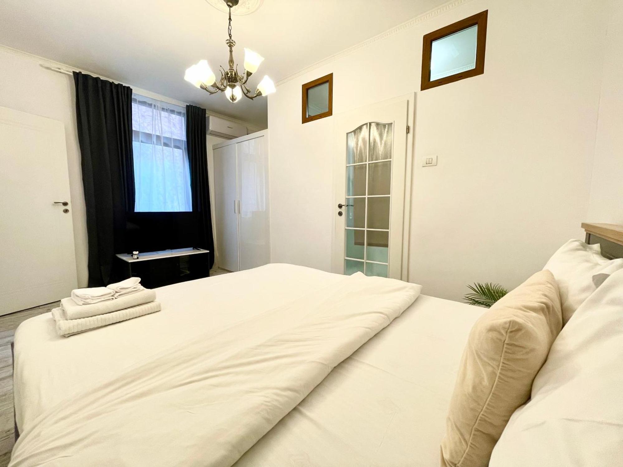 Point 0 Apartment 布加勒斯特 外观 照片