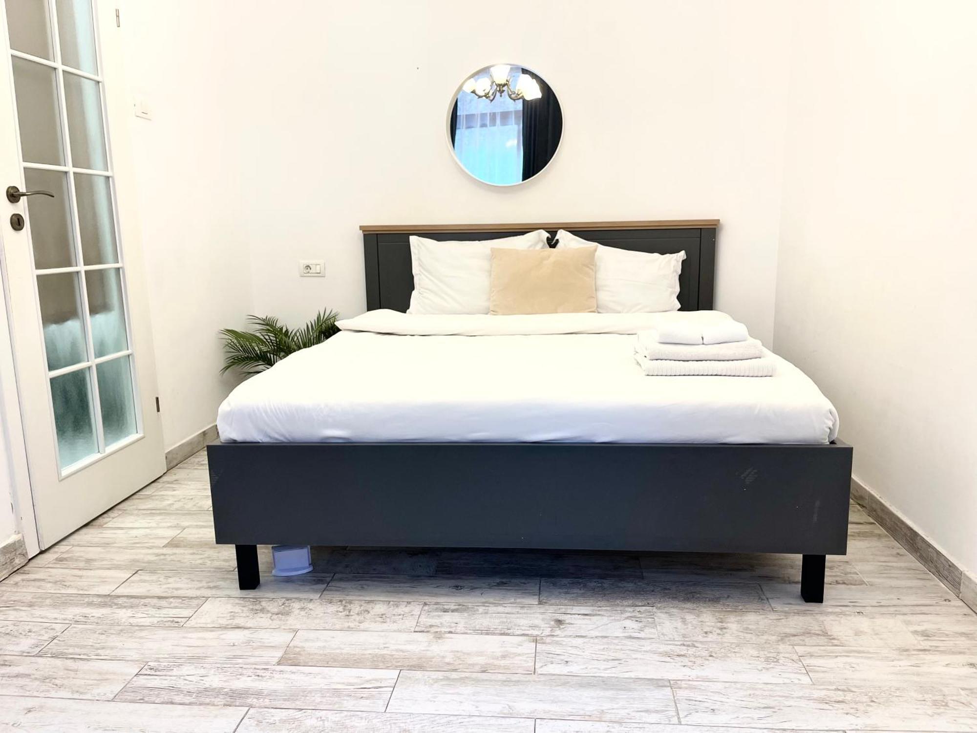 Point 0 Apartment 布加勒斯特 外观 照片